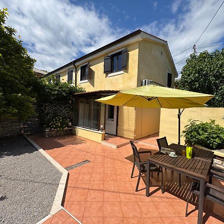 Apartment Ela, Kostrena Rijeka Eksteriør bilde